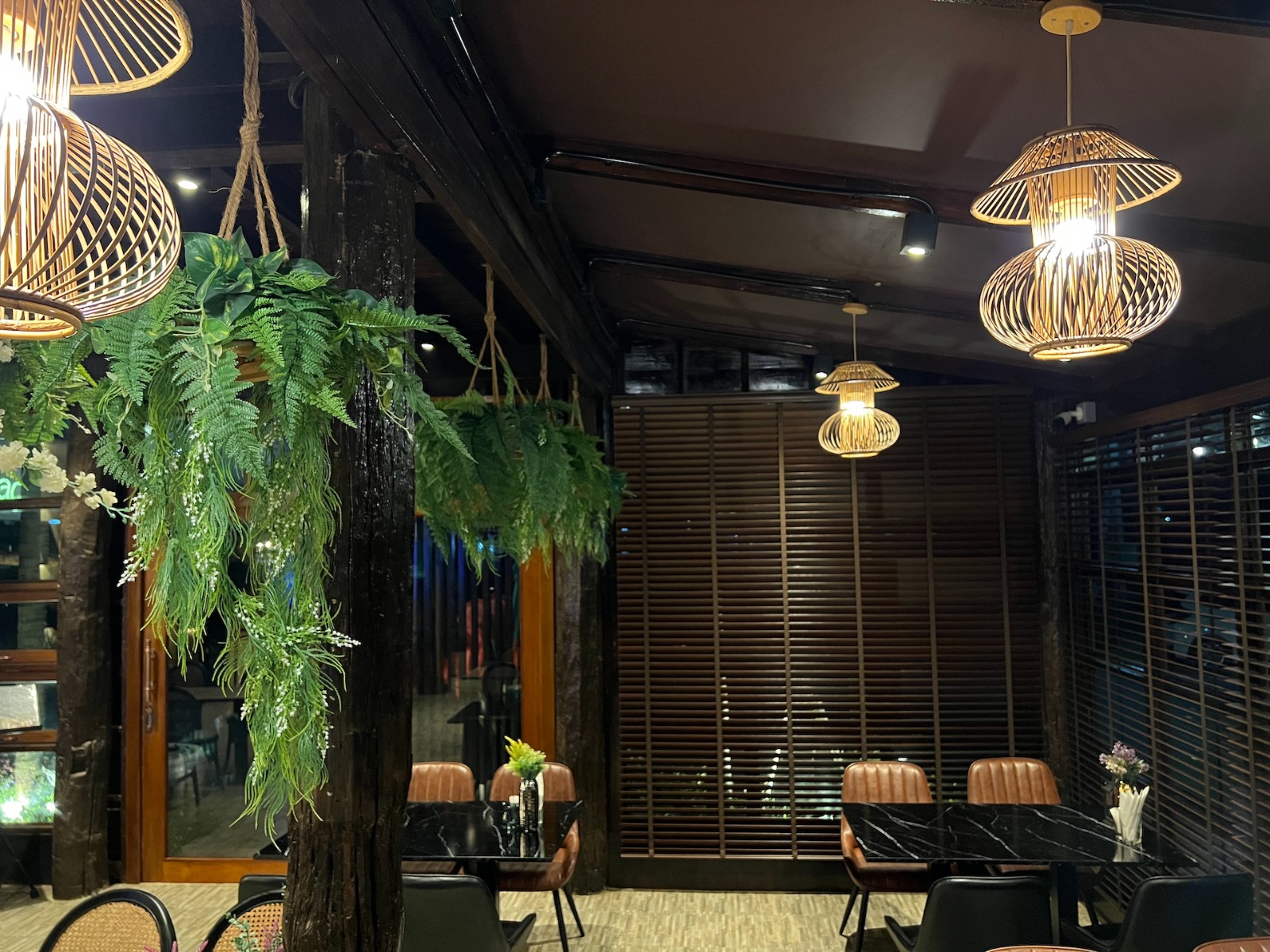 Nan Cottage Restaurant Interior